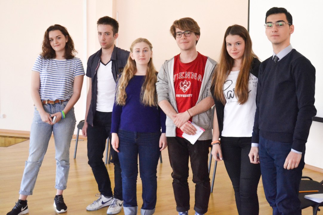 Учащиеся Лицея НИУ ВШЭ приняли участие в игре "Большой театр"