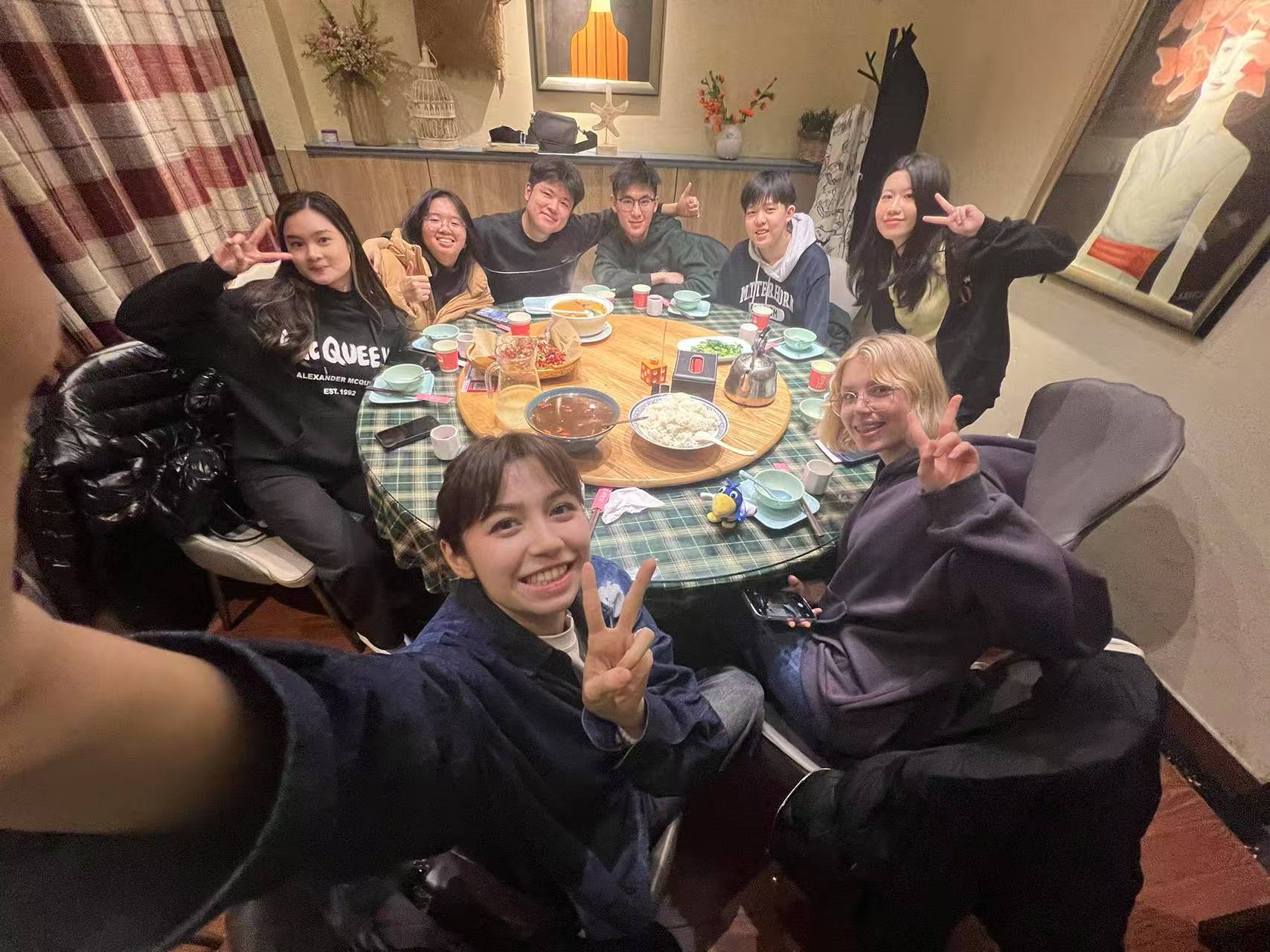 Елизавета Егорова со студентами